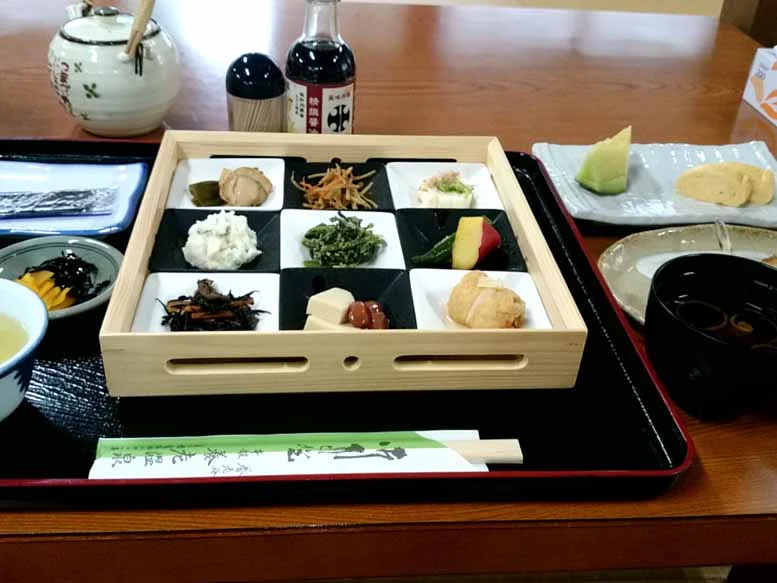 養老温泉本館