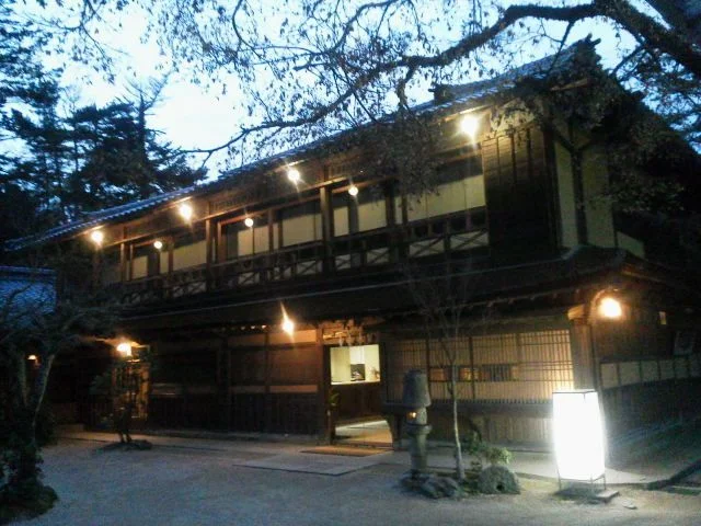 旅館 岩惣