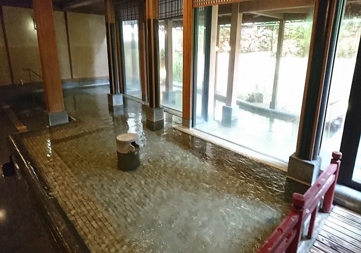 三朝薬師の湯　万翆楼