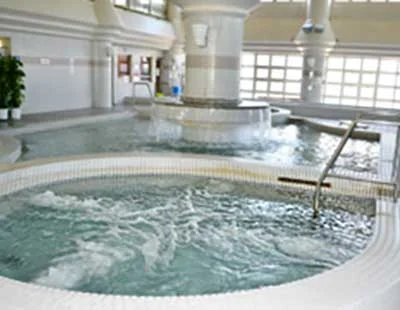 ホットランドやくも