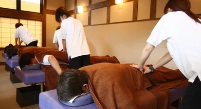 リラクゼーション・岩盤浴1