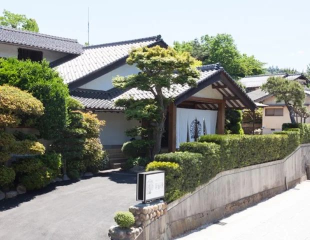 温泉ゲストハウス翠鳩の巣