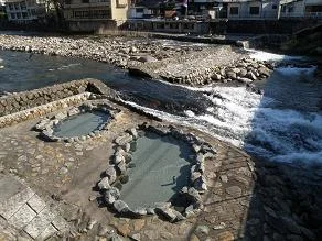 奥津温泉 足湯(旧奥津河原露天風呂)
