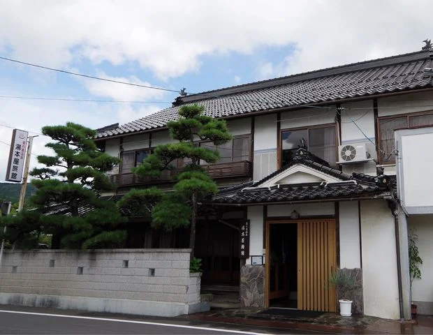 鷺の巣温泉 湯本屋旅館