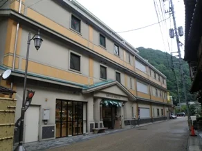 元湯　湯本温泉館(旧湯原ふれあい交流センター)