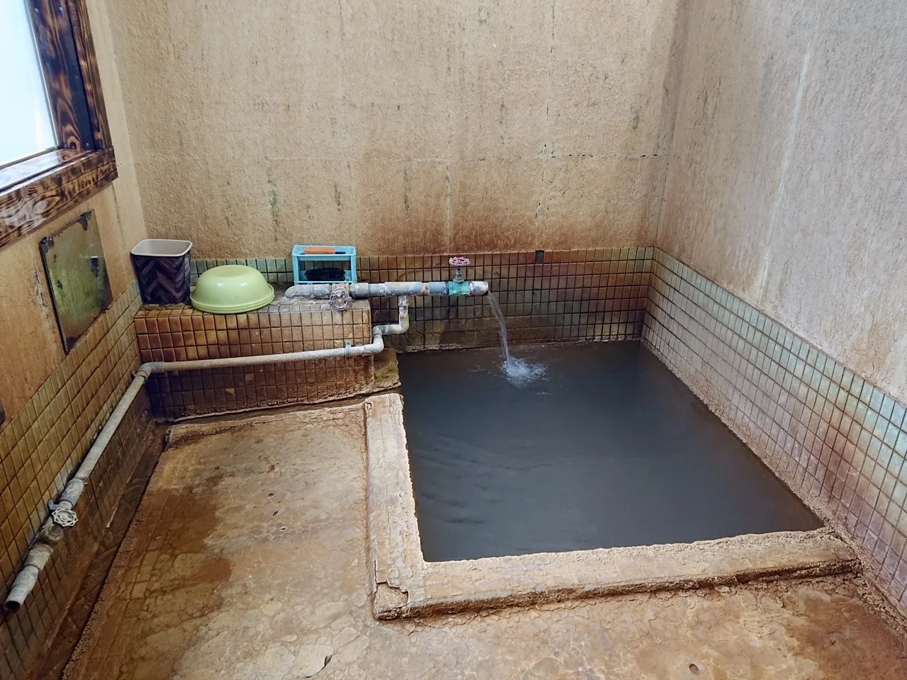 新栄館