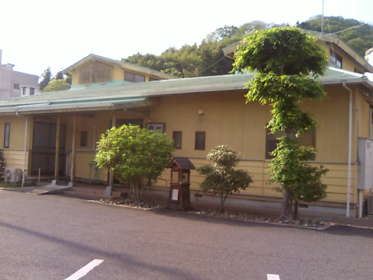 湯郷鷺温泉館(ゆのごうさぎおんせんかん）