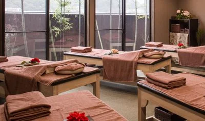 リラクゼーション・岩盤浴1