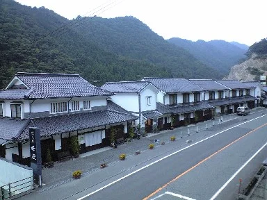 ゆばらの宿 米屋