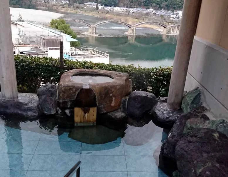 岩国国際観光ホテル いつつばしの里