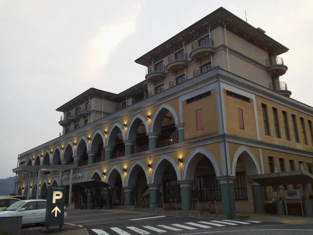 HOTEL RIVIERA ししくい