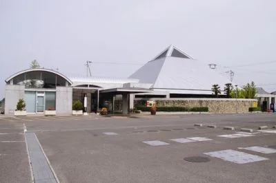 リラクゼーション・岩盤浴0