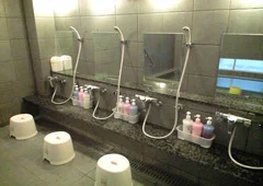 天然温泉「牛若の湯」　スーパーホテル　高松禁煙館 - 香川県