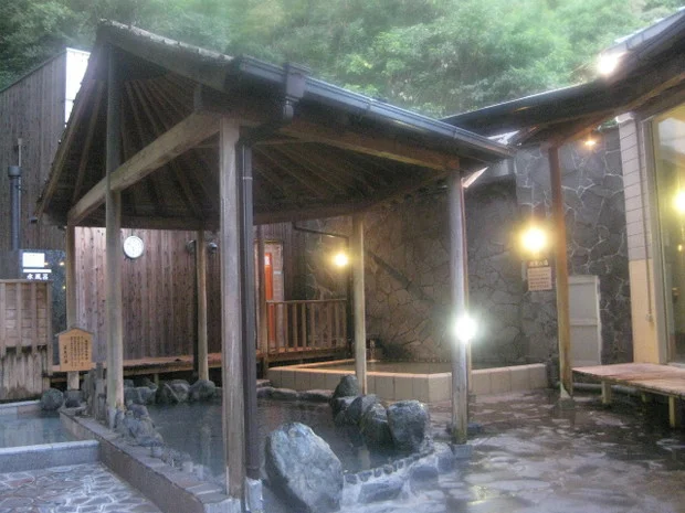 星乃岡温泉・千湯館