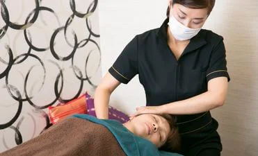 リラクゼーション・岩盤浴2