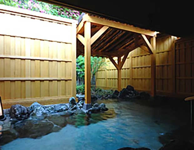 道後温泉 旅館 別邸 朧月夜