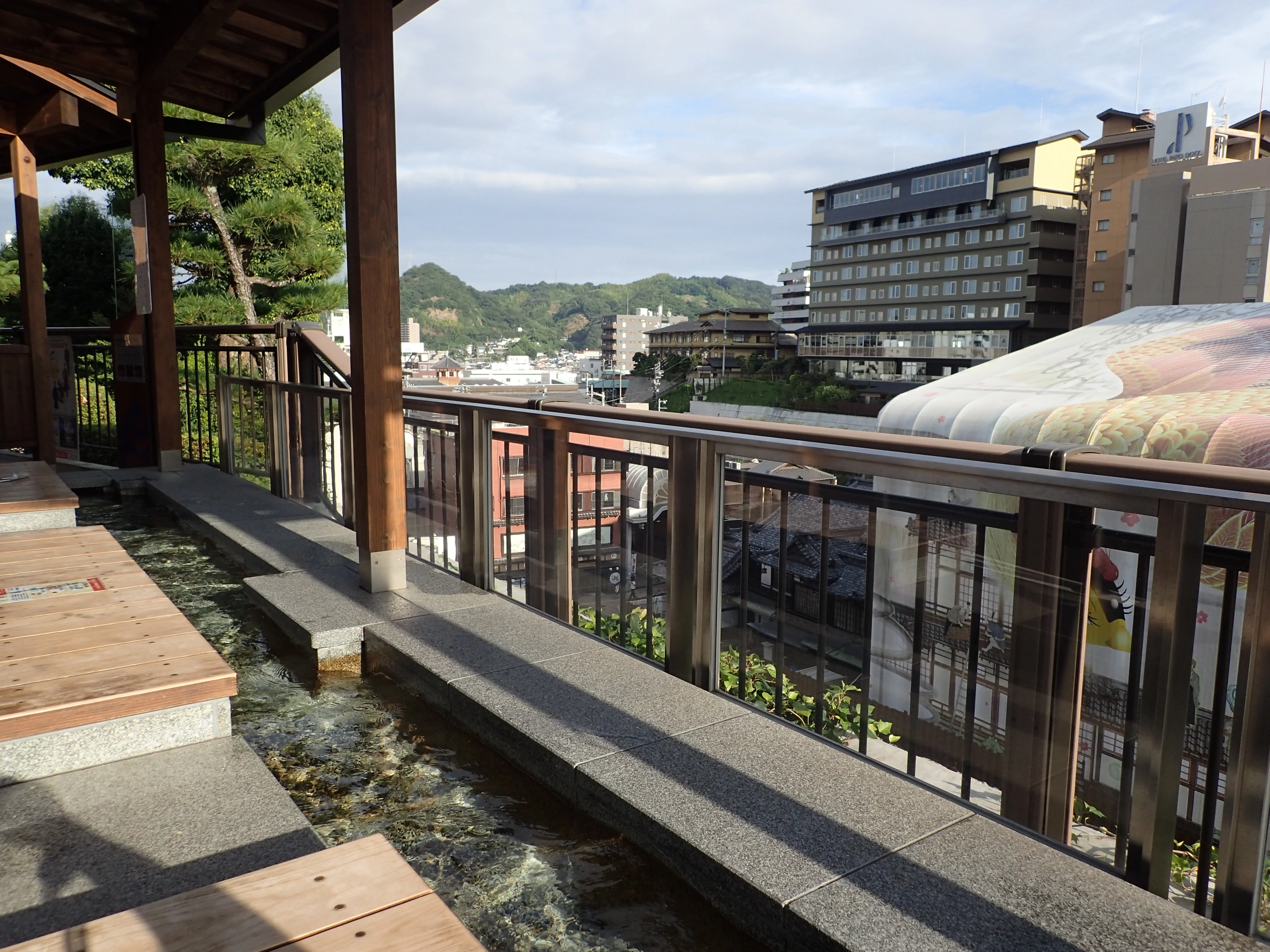 道後温泉 空の散歩道