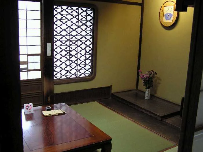 道後温泉本館