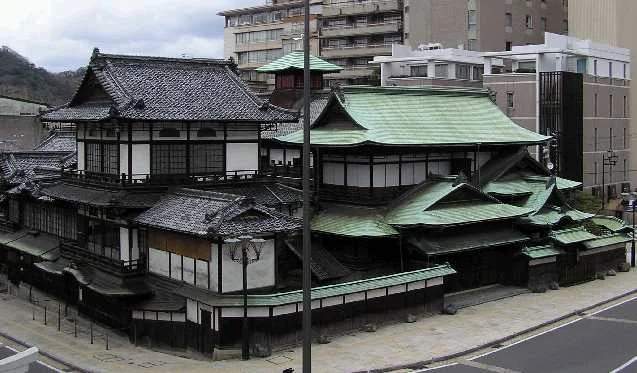 道後温泉本館