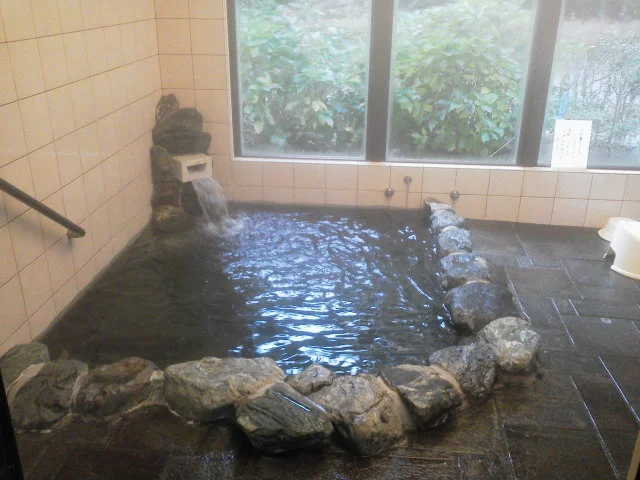 ふもと友愛館