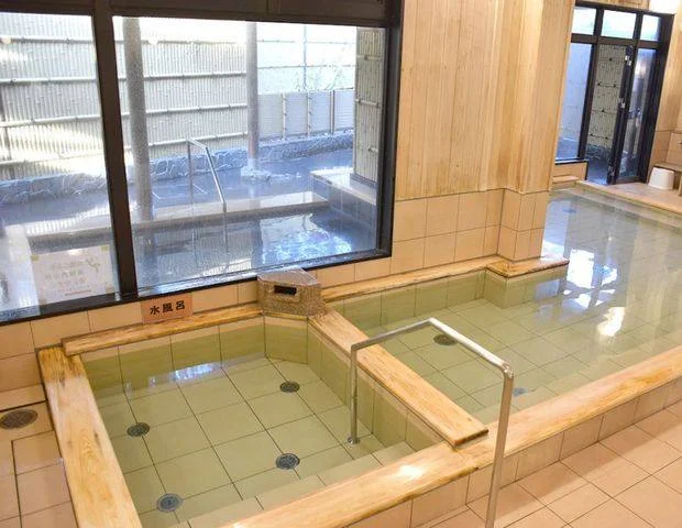 本谷温泉館