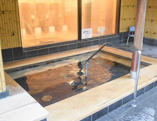 本谷温泉館