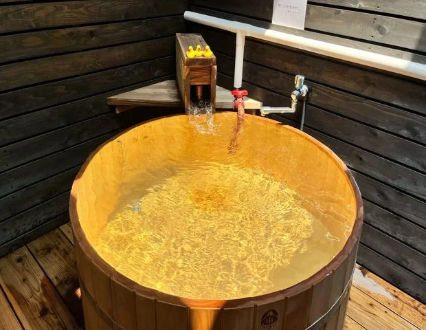 華の折り鶴