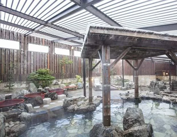 みなと温泉 波葉の湯（なみはのゆ）