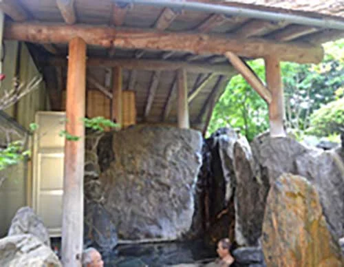 柿下温泉（現在休業中です）