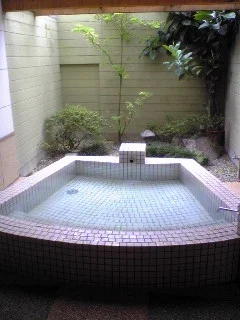 湯の坂久留米温泉