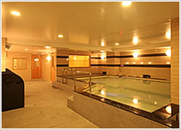 アビネル福岡(閉館しました)