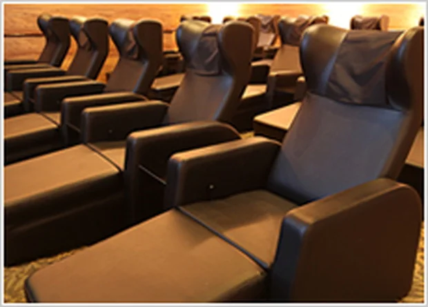 アビネル福岡(閉館しました)