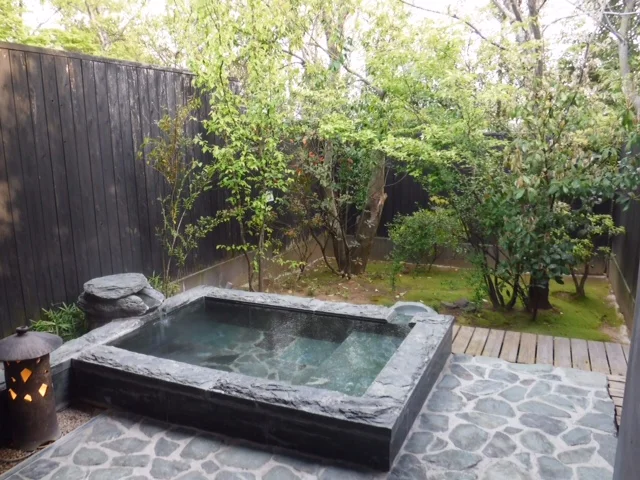 天然田園温泉　ふかほり邸