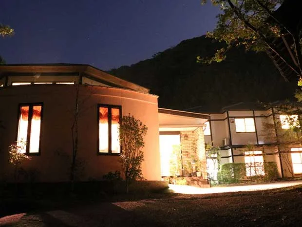 由布院温泉　ダビデの館