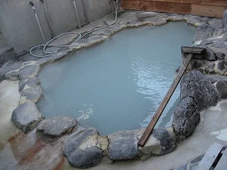 奥みょうばん山荘