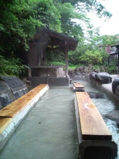 宝泉寺温泉 石櫃の足湯(旧宝泉寺石櫃の湯）