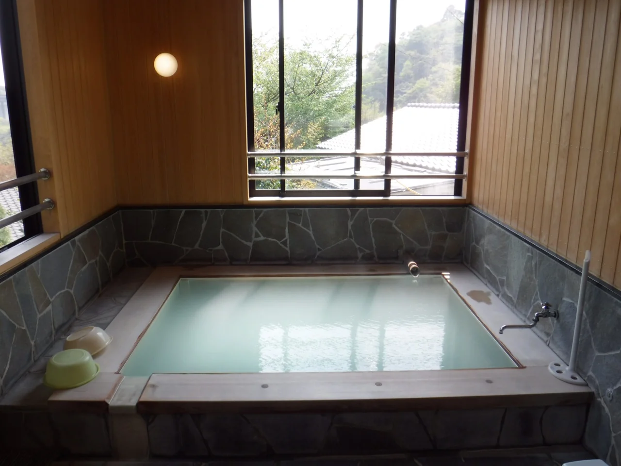 明礬温泉 豊前屋旅館