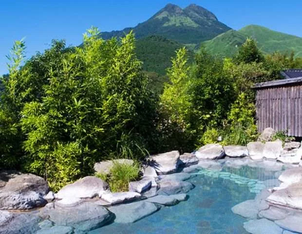 由布院 梅園 GARDEN RESORT（旧 名苑と名水の宿 梅園）