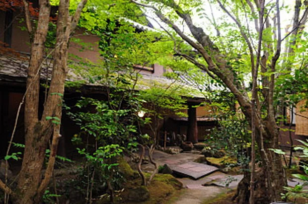 山荘 天水（てんすい）