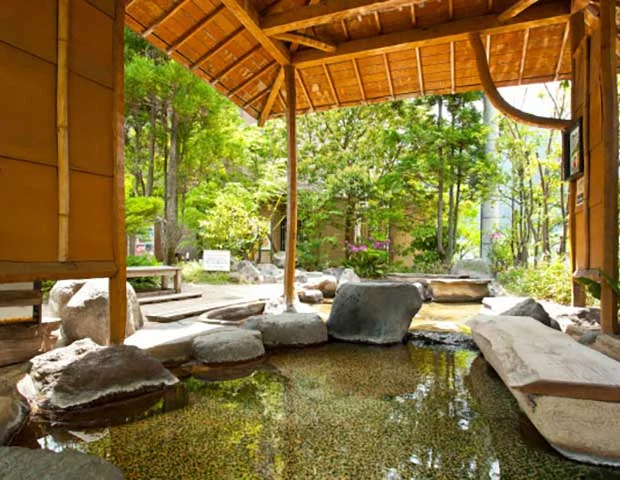 ゆふいんホテル秀峰館