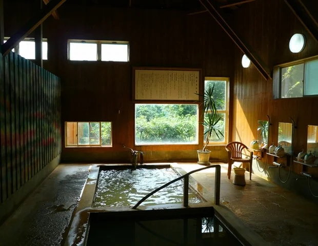 長湯温泉　水神之森