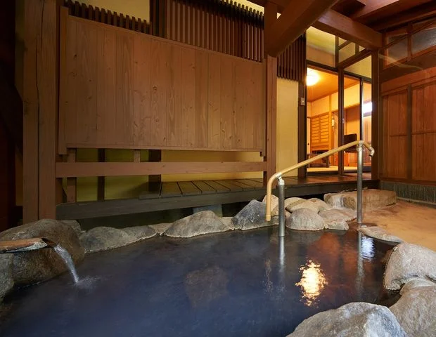 筋湯の旅館 秀月