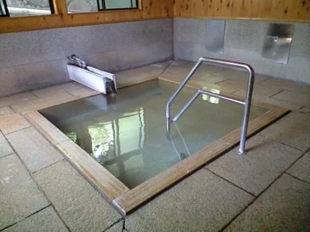 照湯温泉