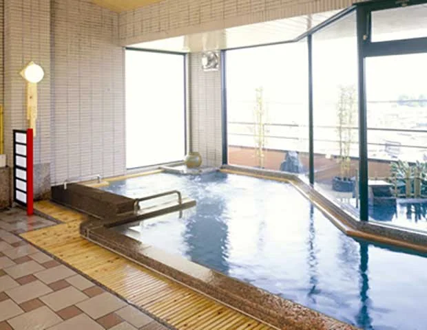 リバーサイドホテル山水館(閉館しました)