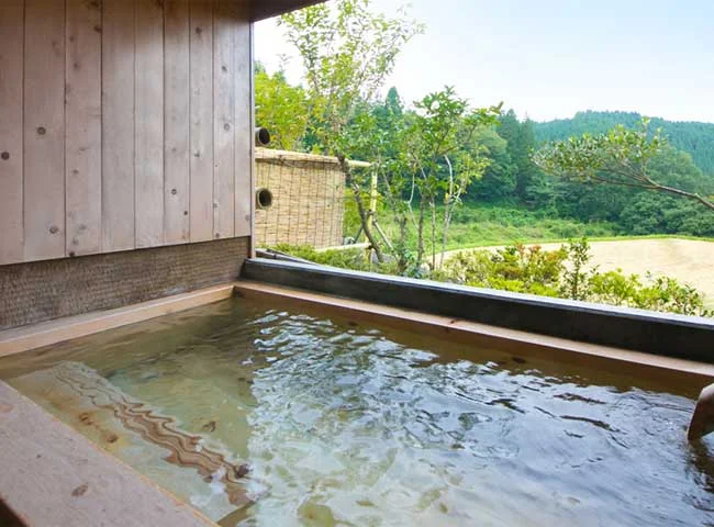 里山温泉 四季彩の湯
