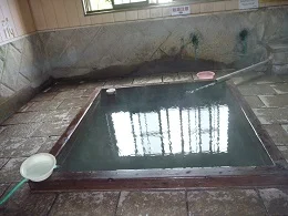 鶴寿泉（閉館しました）