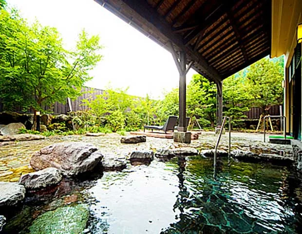 由布院ユウベルホテル（旧 森のホテルはやし）
