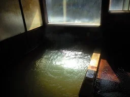 古遠部温泉（ふるとうべおんせん）