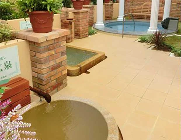 豊後高田市健康交流センター花いろ