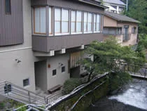金の湯